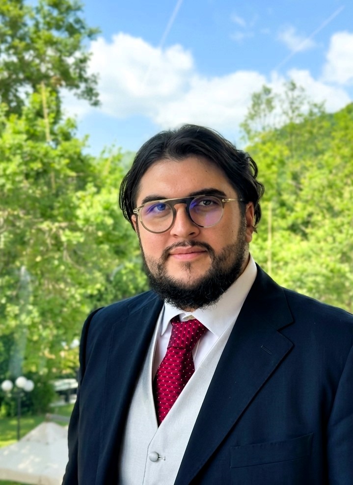 Carica una tua foto