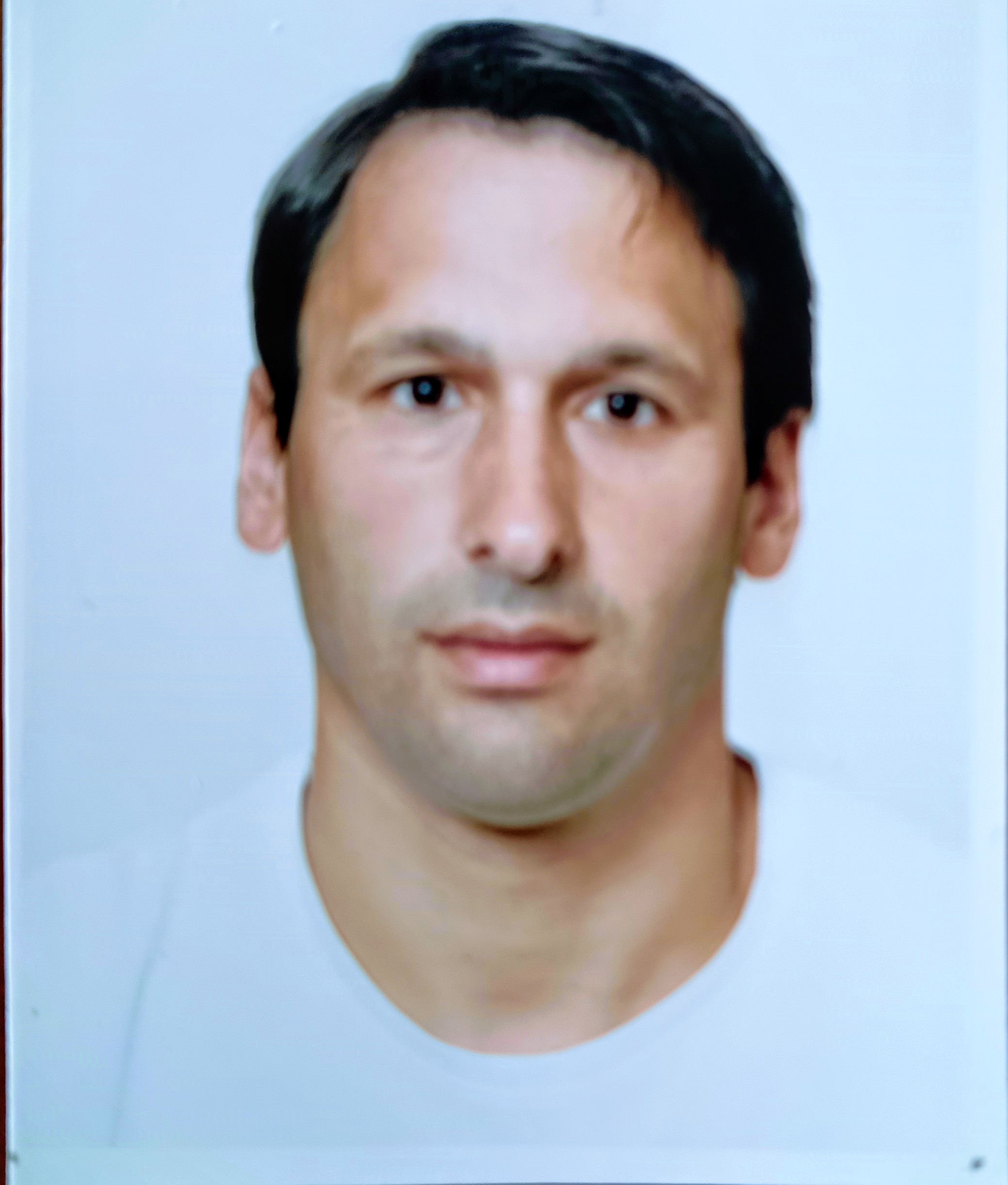 Carica una tua foto