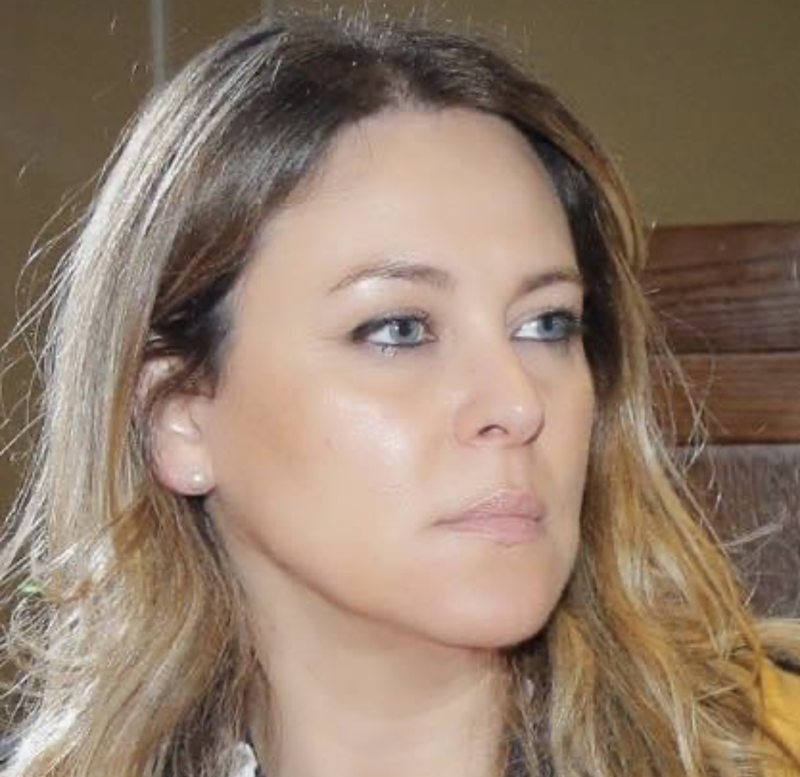 Carica una tua foto