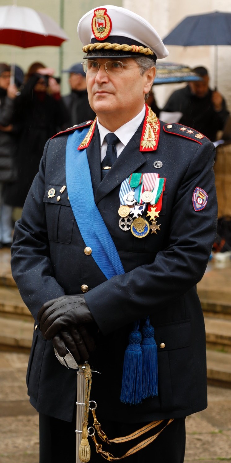 Carica una tua foto